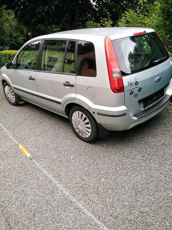Silber Gebraucht 2003 Ford Fusion Kleinwagen | 2.000 € (Fairer Preis) - Bild 1/2