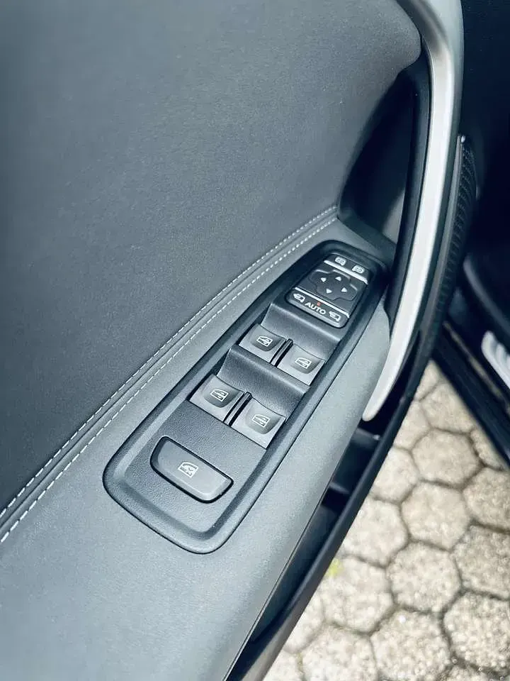 Gebraucht Mercedes T180 Edition 116 PS (85 kW) 2022 Schwarz Van / Kleinbus