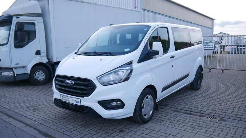 Gebraucht Ford Transit Custom 131 PS (96 kW) 2021 Frost weiß Kombi