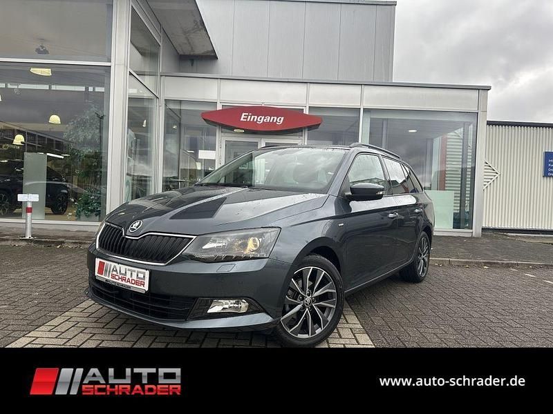 Grau Gebraucht 2017 Skoda Fabia Drive Kleinwagen | 12.000 € (Fairer Preis) - Bild 1/4