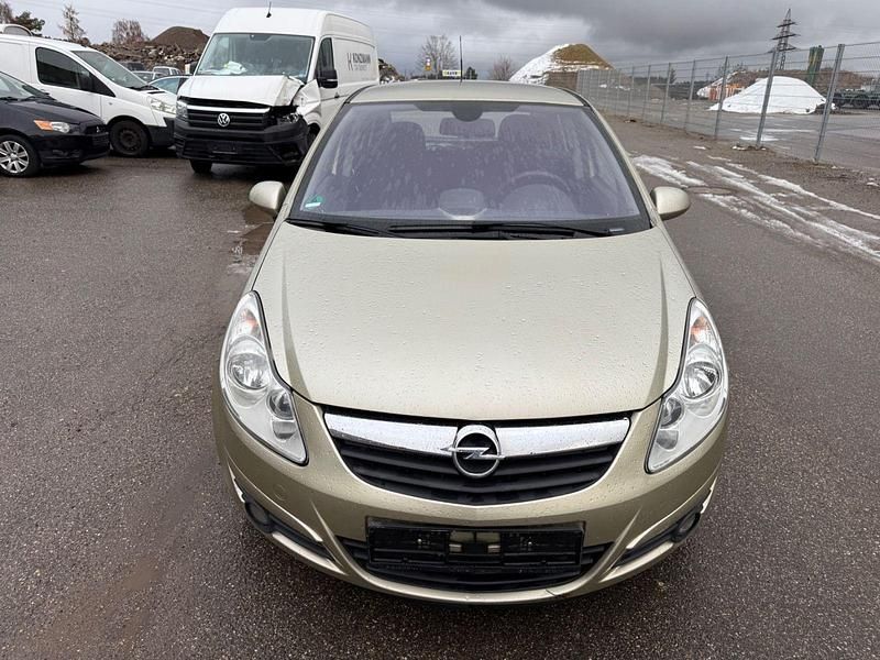 Gebraucht Opel Corsa Edition 90 PS (66 kW) 2007 Gold Kleinwagen