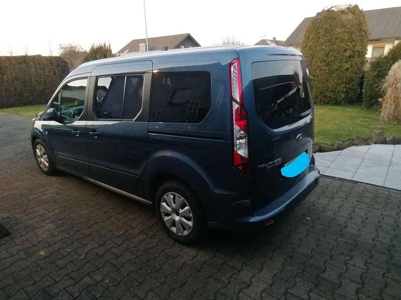 Gebraucht Ford Tourneo Titanium 120 PS (88 kW) 2022 Blau Kombi