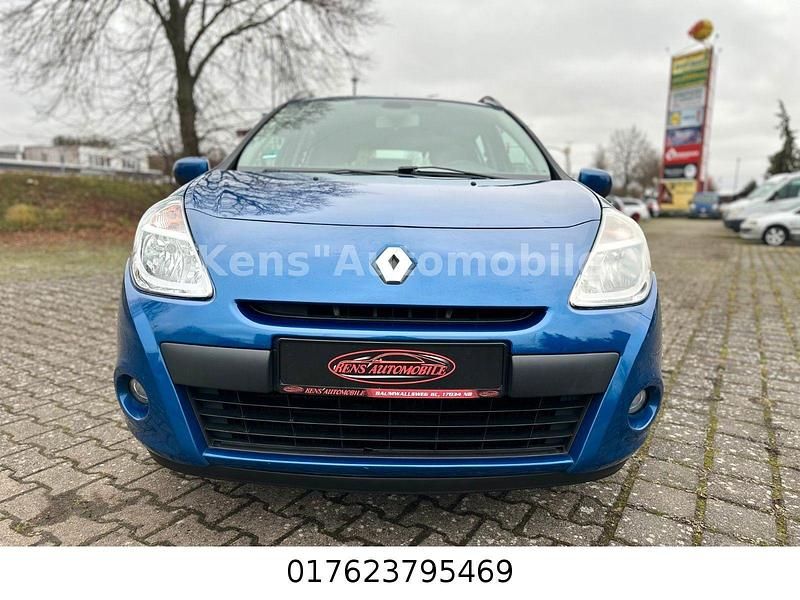 Gebraucht Renault Clio GrandTour Night&Day 103 PS (75 kW) 2012 Blau Kombi