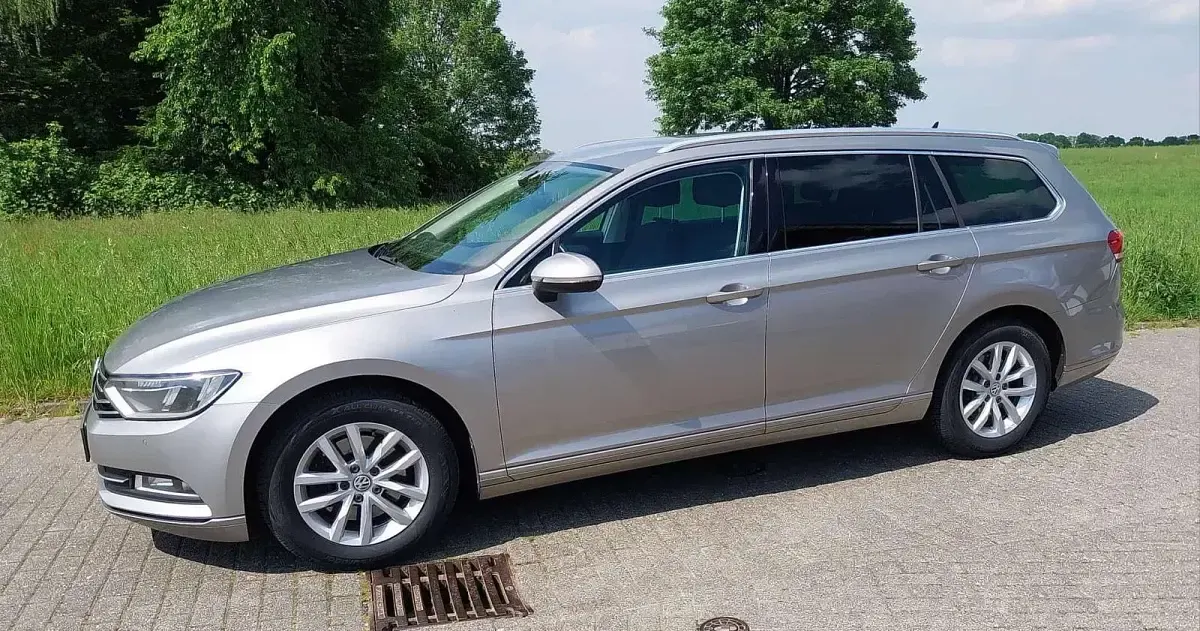 Gebraucht VW Passat 120 PS (88 kW) 2015 Grau Kombi