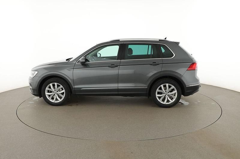 Gebraucht VW Tiguan Highline 150 PS (110 kW) 2020 Grau SUV