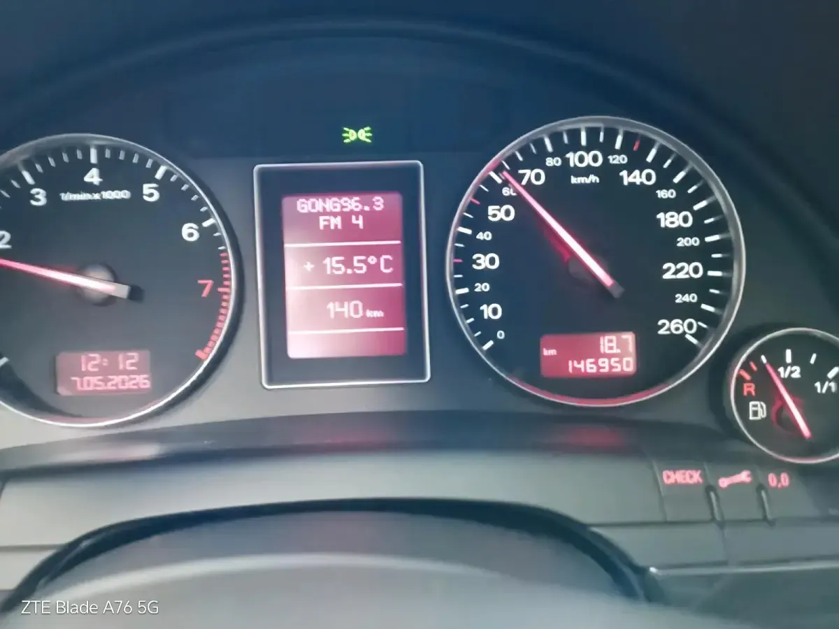 Gebraucht Audi A4 2004 Grau Limousine