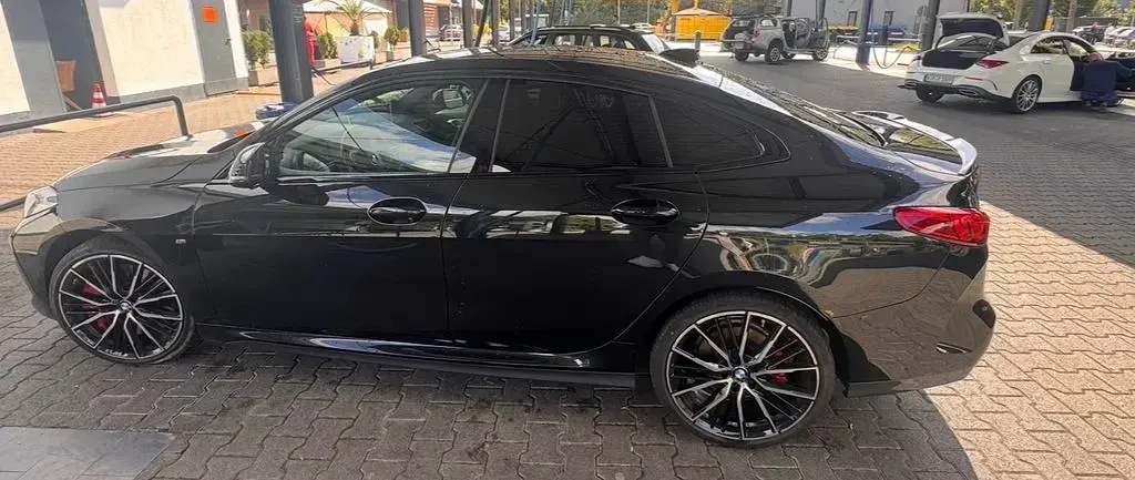 Gebraucht BMW 220 178 PS (130 kW) 2021 Schwarz Coupé