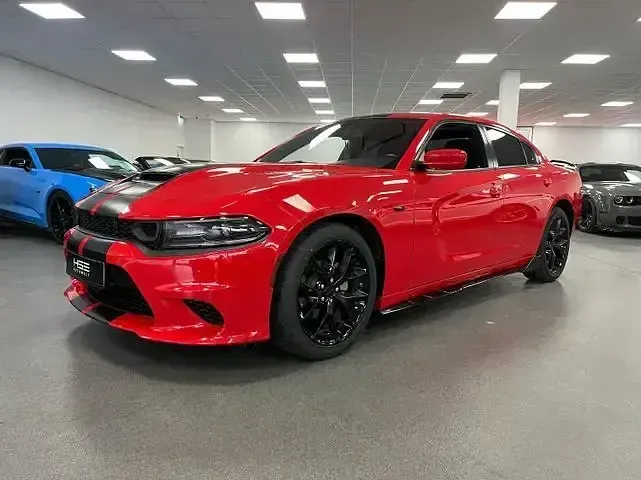 Gebraucht Dodge Charger 305 PS (224 kW) 2022 Rot Limousine