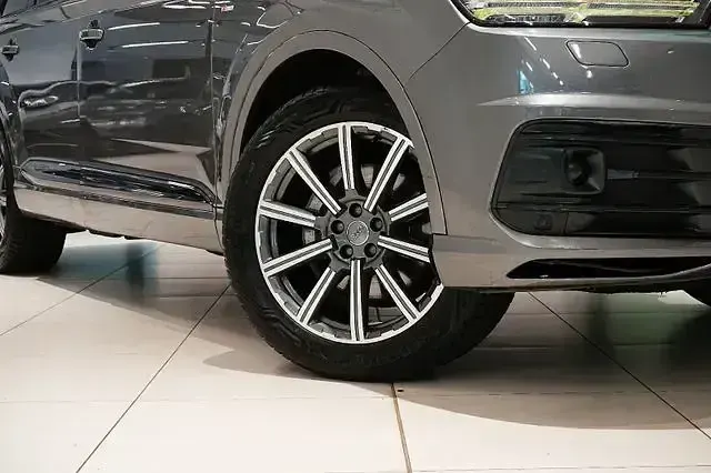 Gebraucht Audi Q7 S-Line 285 PS (209 kW) 2017 Grau SUV
