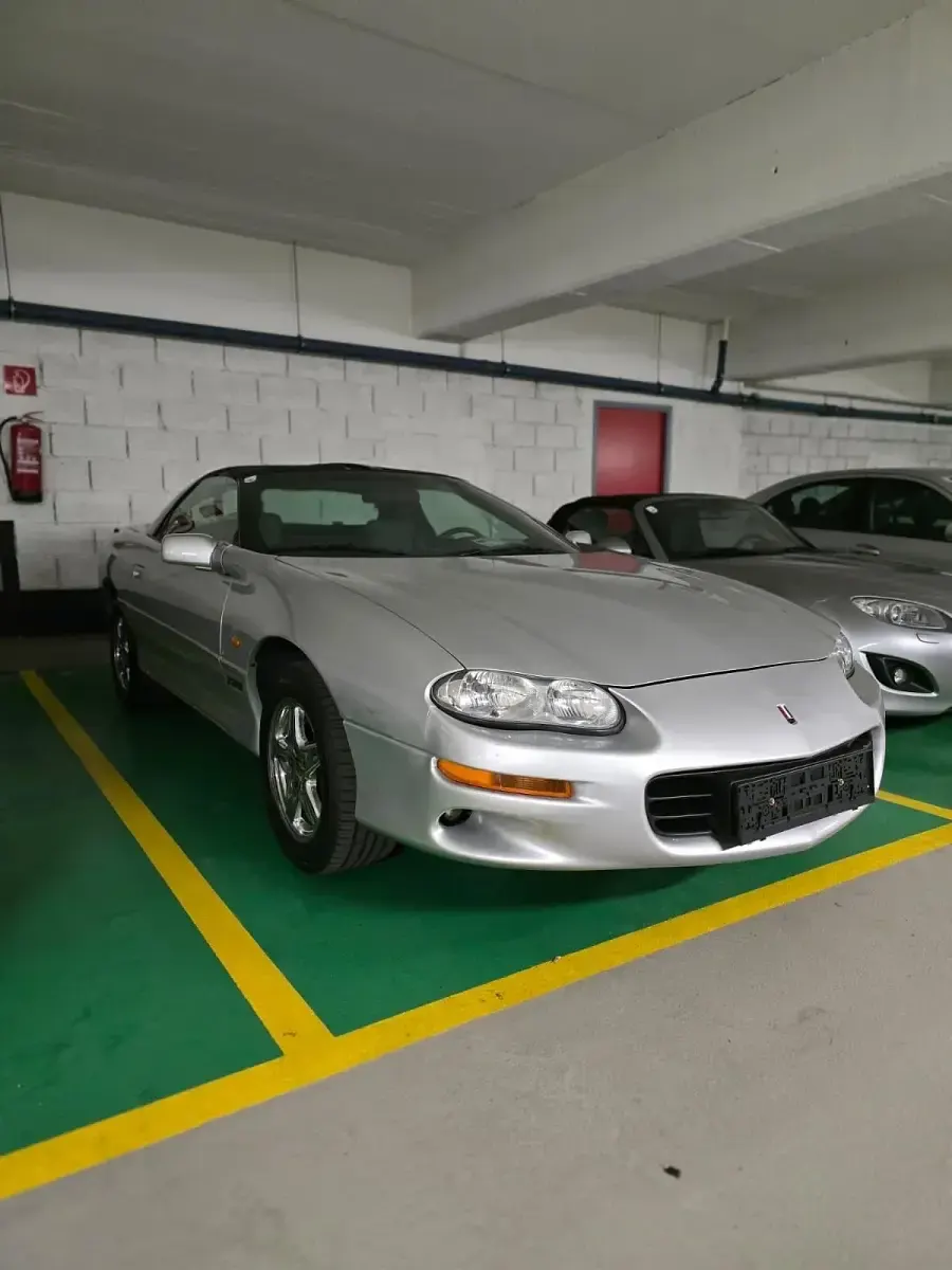 Gebraucht Chevrolet Camaro 288 PS (211 kW) 1999 Grau Cabrio