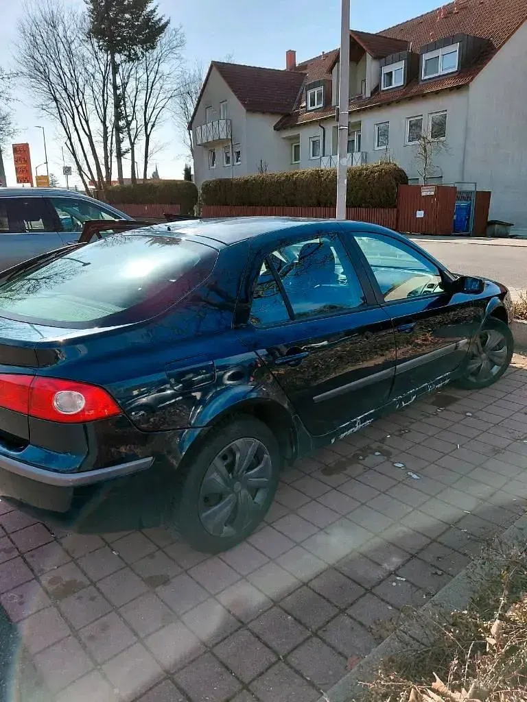 Gebraucht Renault Laguna III Initiale 131 PS (96 kW) 2007 Grün Limousine