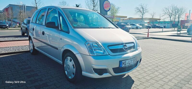 Grau Gebraucht 2006 Opel Meriva Selection Van / Kleinbus | 4.000 € - Bild 1/4