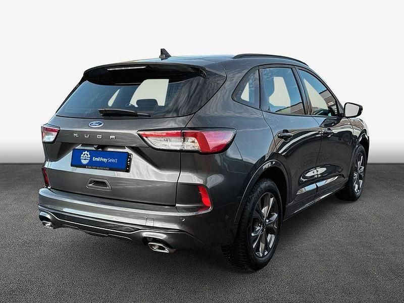 Gebraucht Ford Kuga ST-Line 150 PS (110 kW) 2023 Magnetic grey metallic SUV