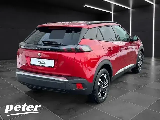 Gebraucht Peugeot e-2008 Allure 100 kW (136 PS) 2021 Rot SUV