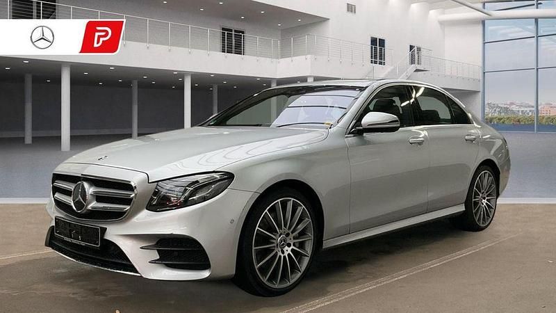 Silber Gebraucht 2017 Mercedes E400 AMG Limousine | 31.890 € (Fairer Preis) - Bild 1/4