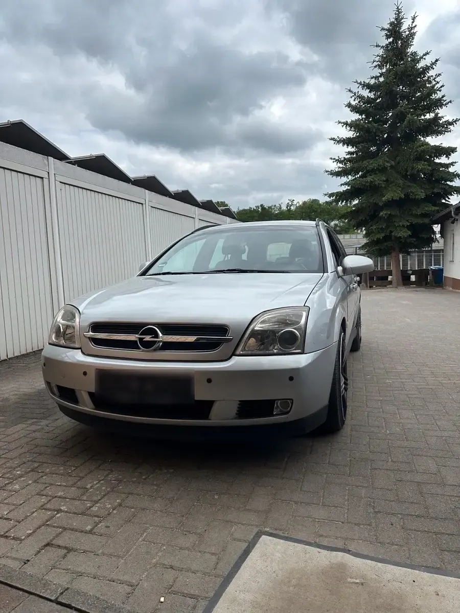 Gebraucht Opel Vectra 150 PS (110 kW) 2005 Silber Kombi