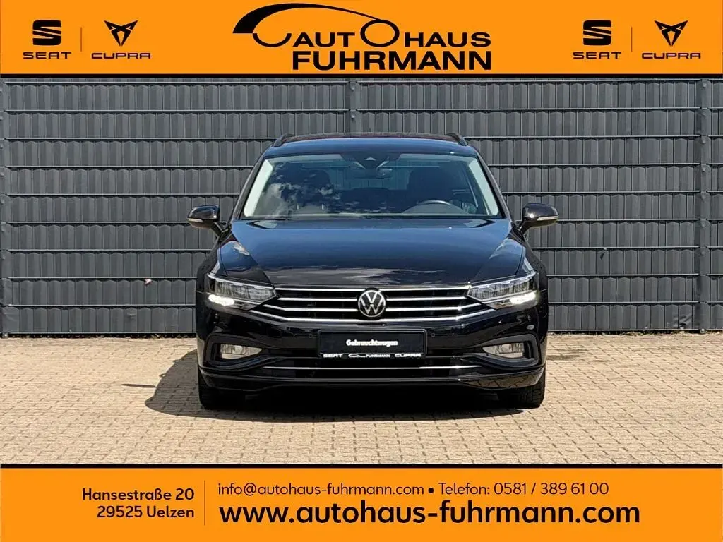 Gebraucht VW Passat Business 150 PS (110 kW) 2022 Schwarz Kombi