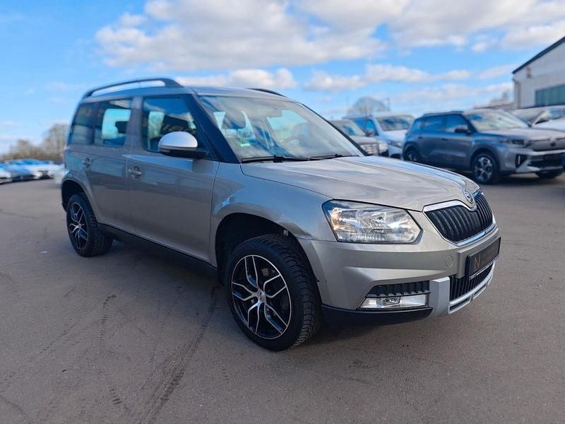 Gebraucht Skoda Yeti Active 110 PS (80 kW) 2016 Beige SUV