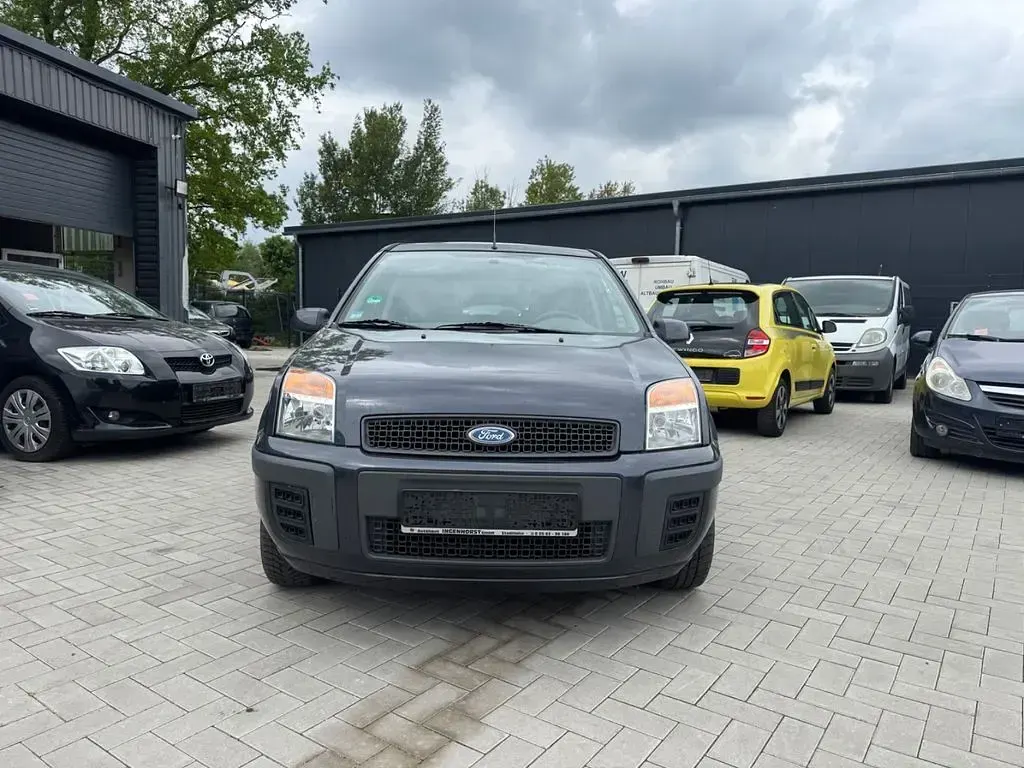 Occasion Ford Fusion Style 80 ch (58 kW) 2008 Gris Citadine