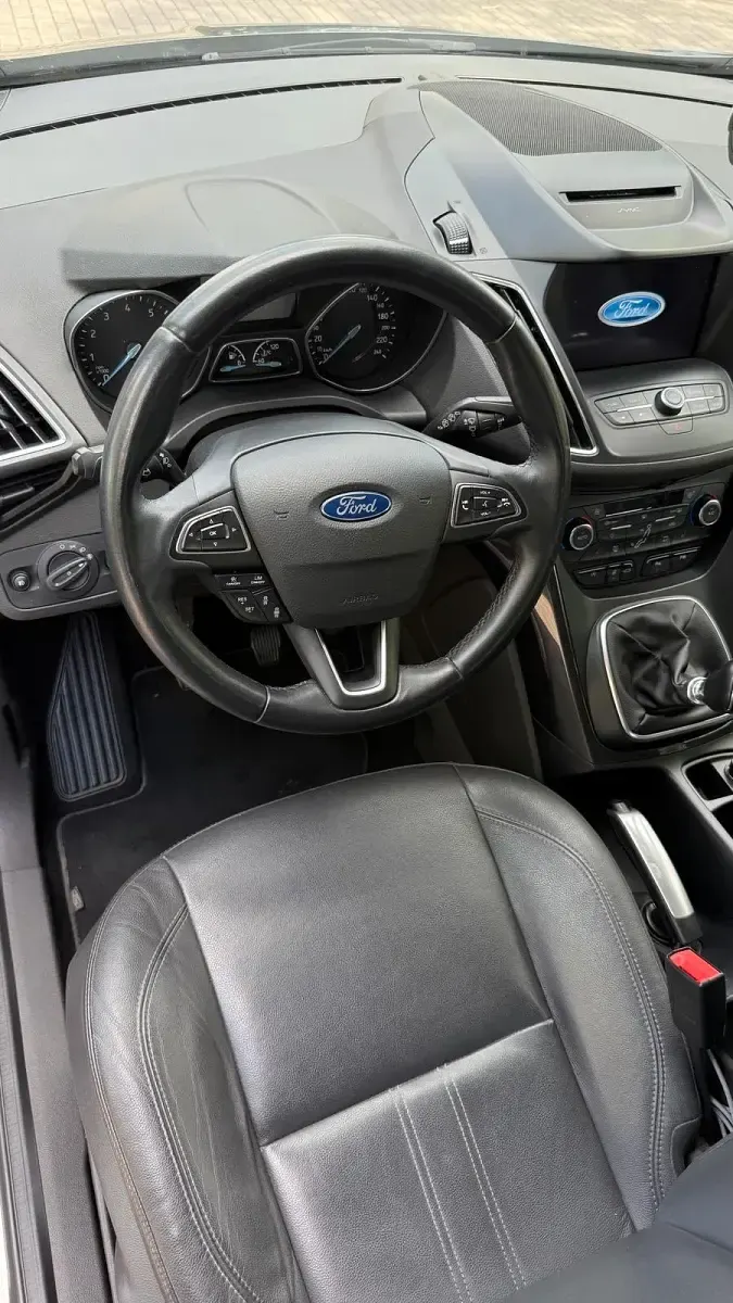 Gebraucht Ford Grand C-Max Titanium 150 PS (110 kW) 2017 Grau Van / Kleinbus