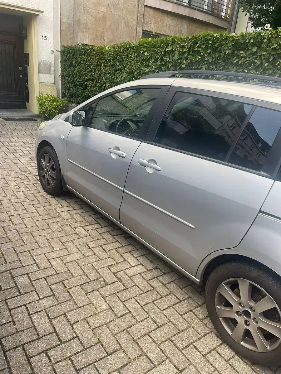 Gebraucht Mazda 5 Exclusive 145 PS (106 kW) 2007 Silber Van / Kleinbus