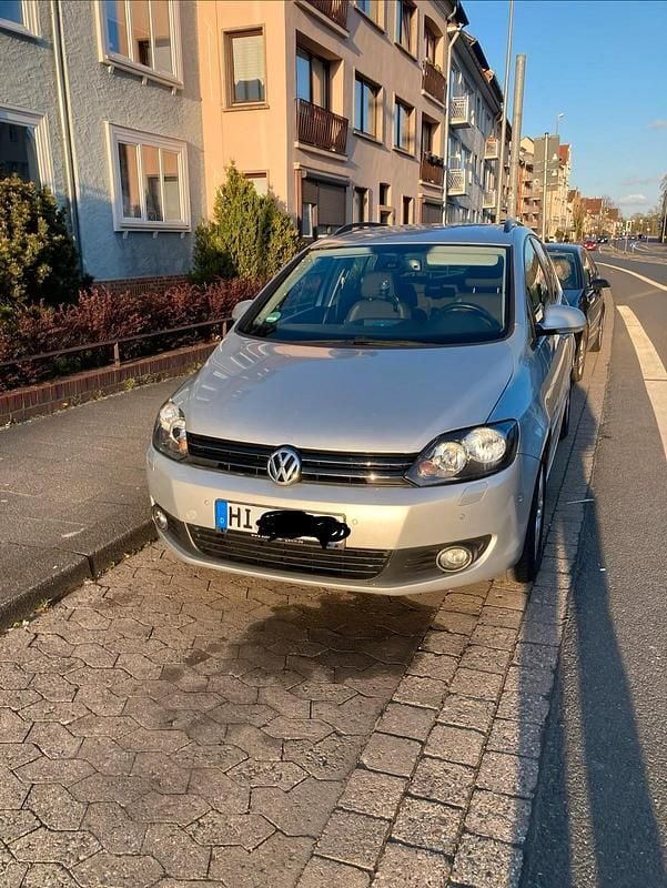 Gebraucht VW Golf VI 105 PS (77 kW) 2010 Grau Kleinwagen