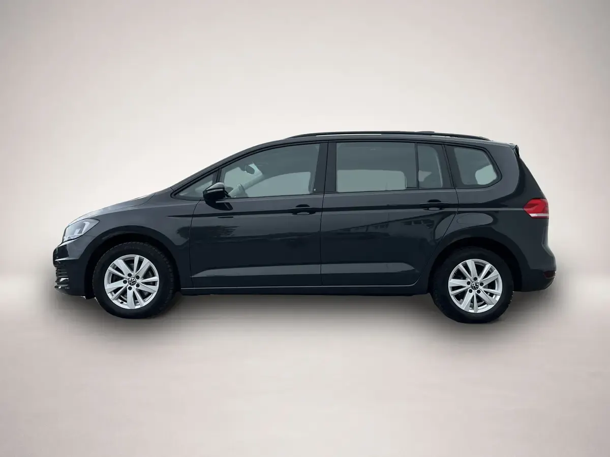 Gebraucht VW Touran Comfortline 150 PS (110 kW) 2022 Van / Kleinbus