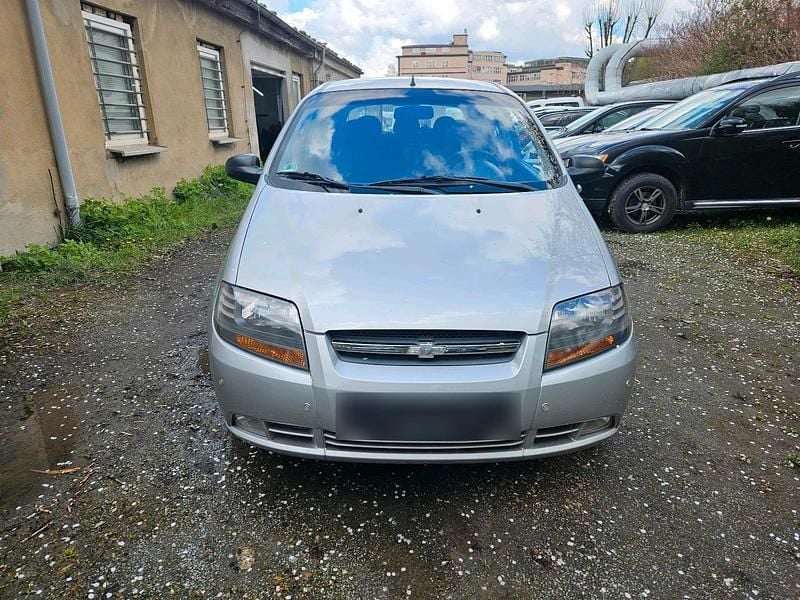 Gebraucht Chevrolet Kalos 94 PS (69 kW) 2006 Silber Limousine
