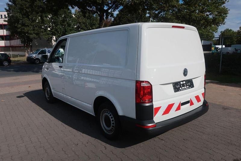 Gebraucht VW Transporter 150 PS (110 kW) 2019 Weiß Van