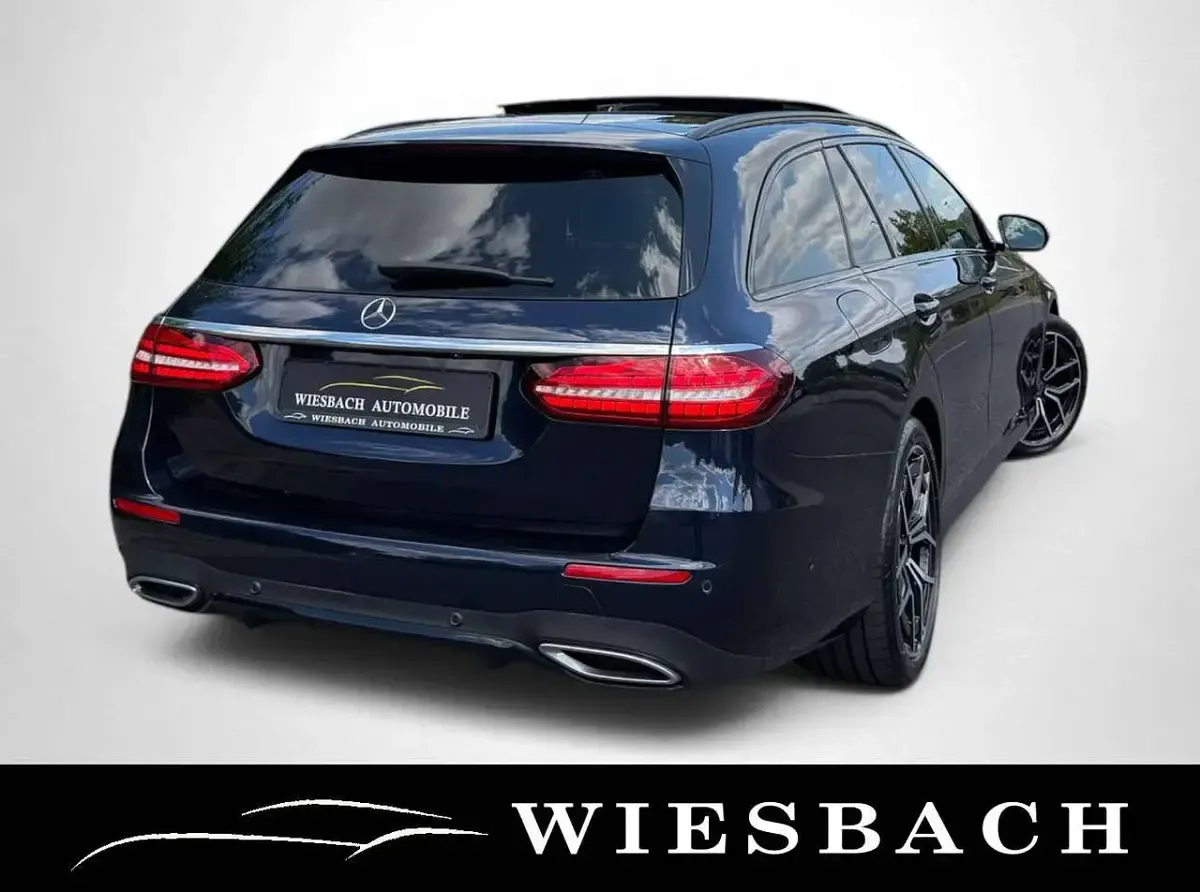 Gebraucht Mercedes E400 AMG line 330 PS (242 kW) 2023 Blau Kombi