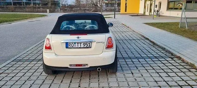 Occasion Mini Cooper D 111 ch (81 kW) 2015 Jaune Citadine