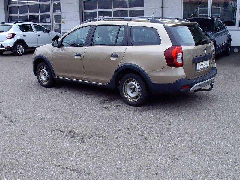 Gebraucht Dacia Logan Stepway 101 PS (74 kW) 2020 Beige dune Kombi