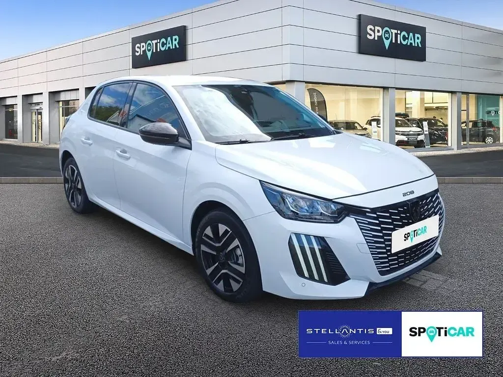 Gebraucht Peugeot 208 Allure 101 PS (74 kW) 2024 Weiß Kleinwagen