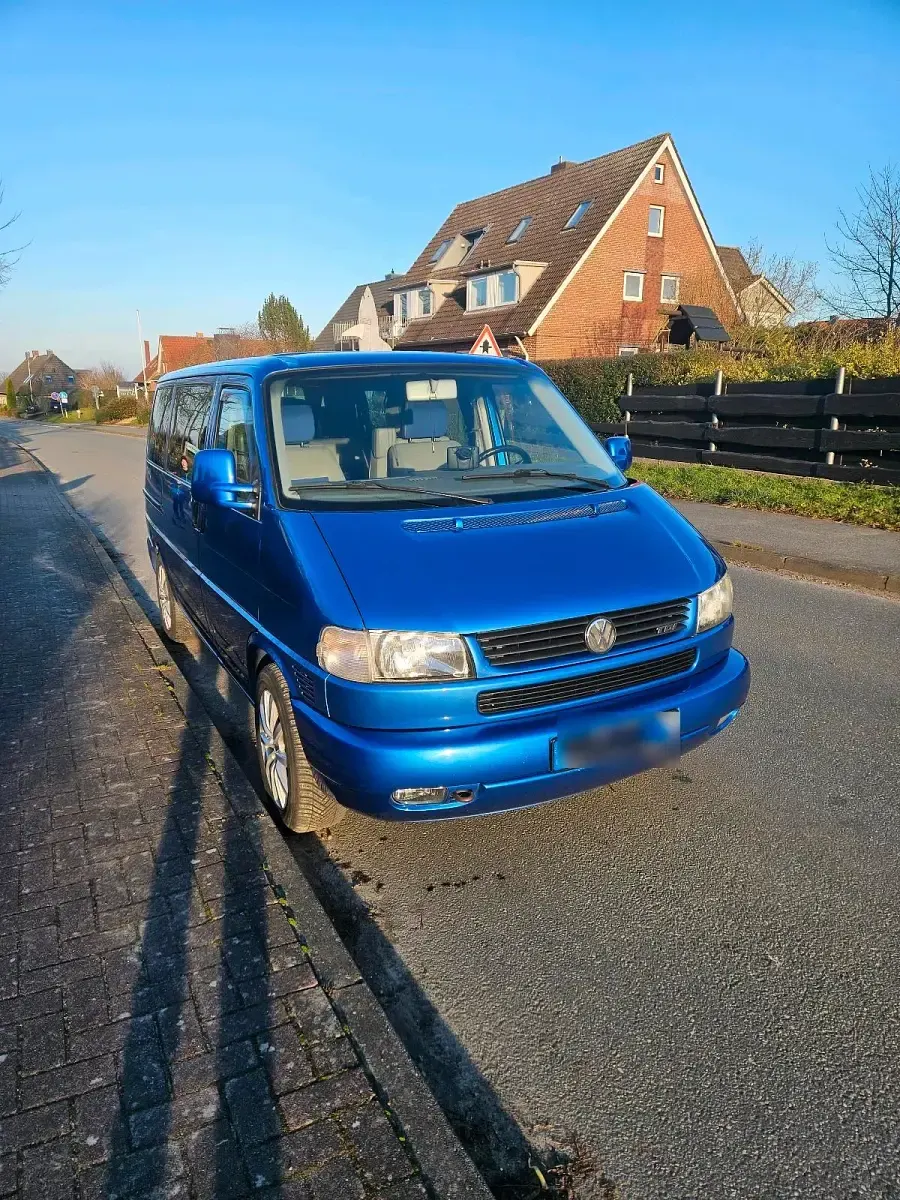 Gebraucht VW T4 102 PS (75 kW) 2002 Blau Van