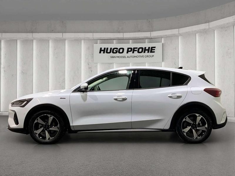 Neu Ford Focus Active X 155 PS (114 kW) 2026 Fantastic red metallic weiss ! Kleinwagen