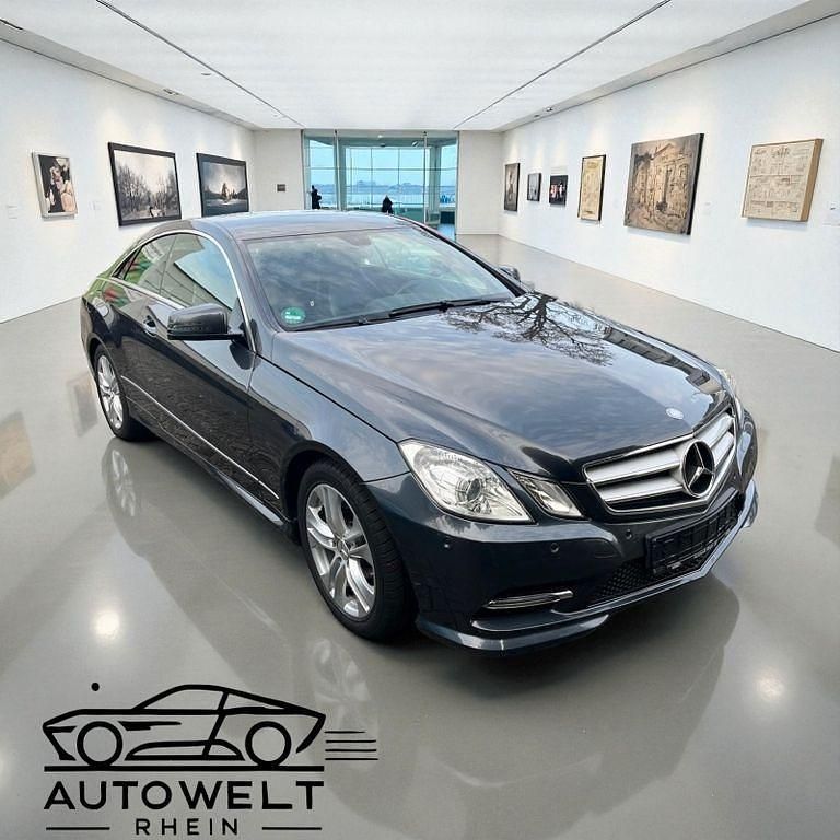 Gebraucht Mercedes E200 AMG 184 PS (135 kW) 2012 Grau Coupé