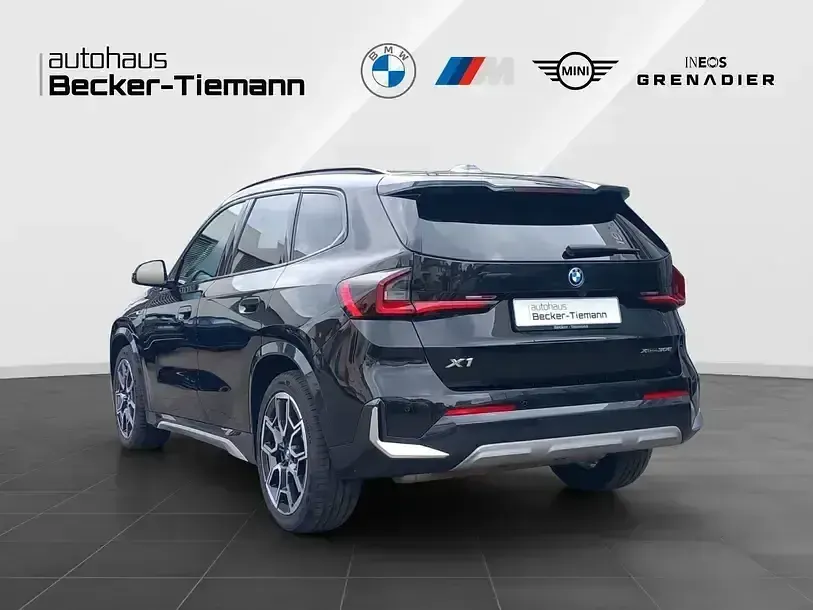Gebraucht BMW X1 xLine 326 PS (239 kW) 2023 Saphirschwarz SUV