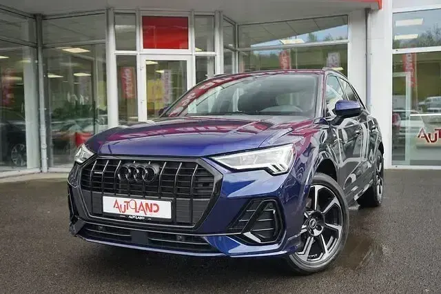Gebraucht Audi Q3 S-Line 190 PS (139 kW) 2022 Blau SUV