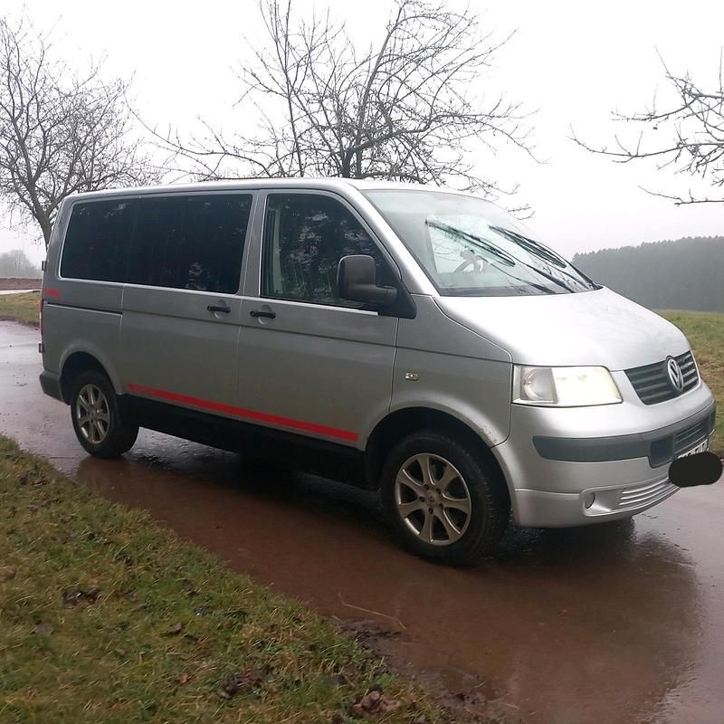 Gebraucht VW Caravelle 131 PS (96 kW) 2006 Silber Van / Kleinbus