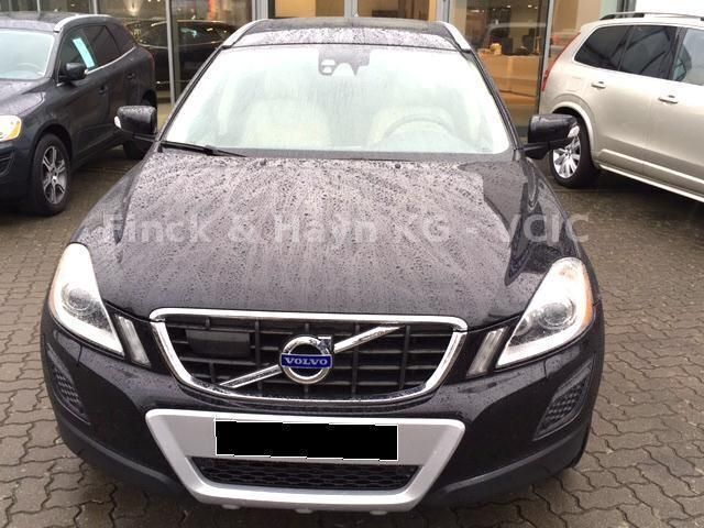 Gebraucht Volvo XC60 305 PS (224 kW) 2011 Schwarz metallic SUV
