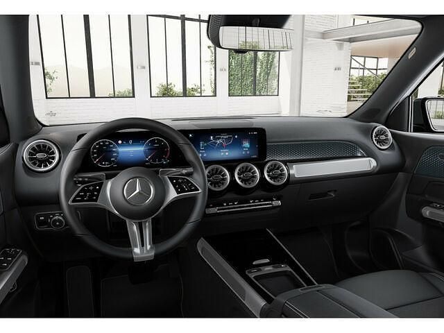 Gebraucht Mercedes GLB220 Advanced Plus 190 PS (139 kW) 2024 Weiß SUV