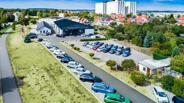 Gebraucht Mercedes V220 Edition 163 PS (119 kW) 2017 Blau Van / Kleinbus