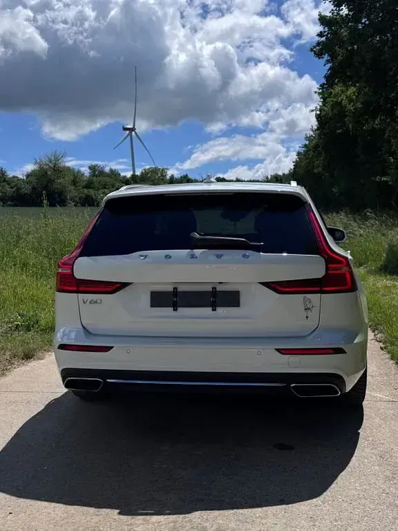 Gebraucht Volvo V60 Inscription 390 PS (286 kW) 2020 Weiß Kombi