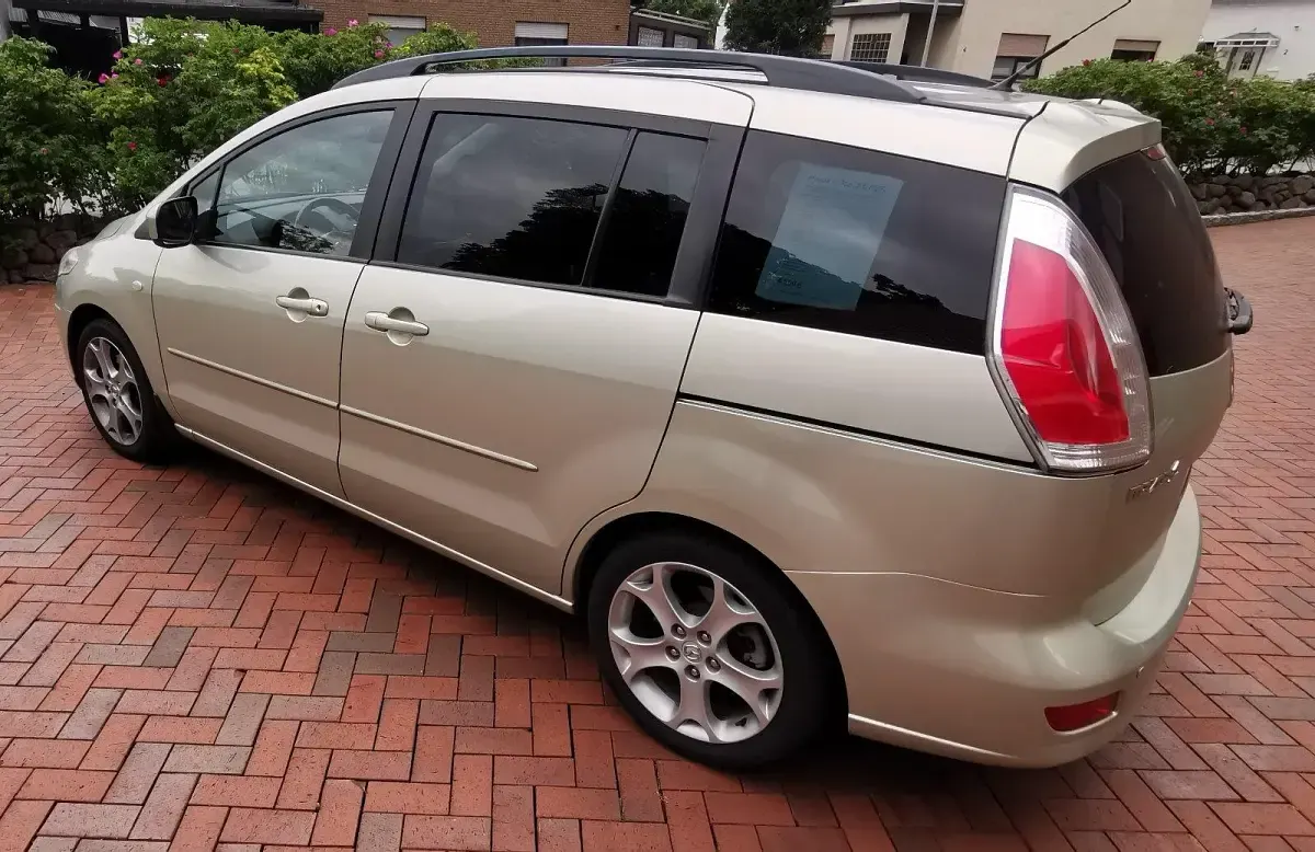 Gebraucht Mazda 5 146 PS (107 kW) 2008 Grün Van / Kleinbus