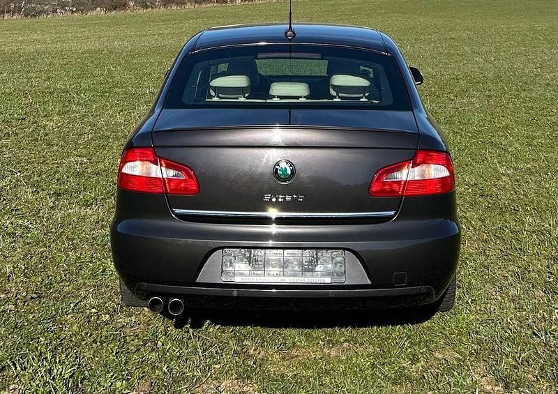 Gebraucht Skoda Superb Elegance 160 PS (117 kW) 2009 Braun Limousine