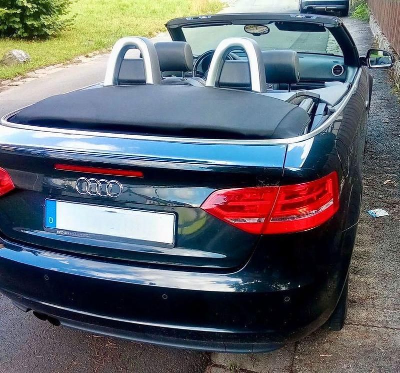 Gebraucht Audi A3 Cabriolet Attraction 160 PS (117 kW) 2012 Schwarz Cabrio