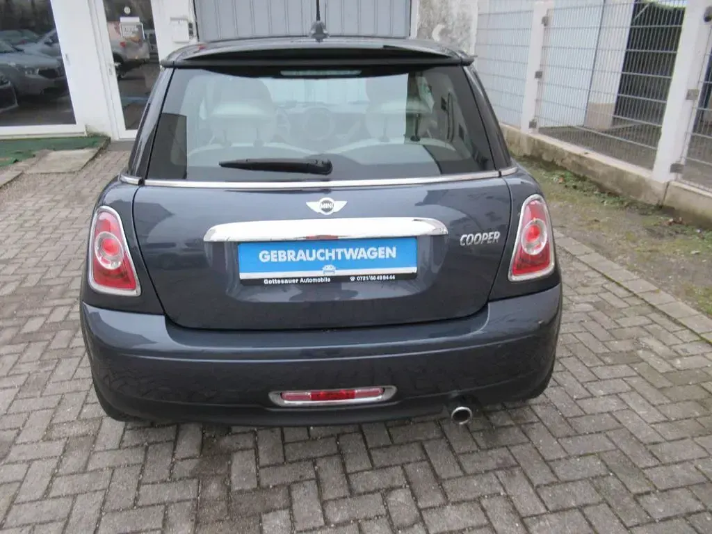 Gebraucht Mini Cooper 122 PS (89 kW) 2013 High class grey Kleinwagen