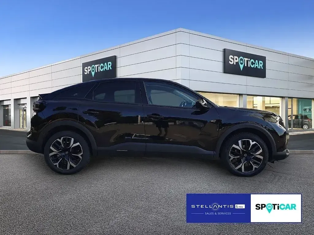Gebraucht Citroën C4 136 PS (100 kW) 2025 Schwarz SUV
