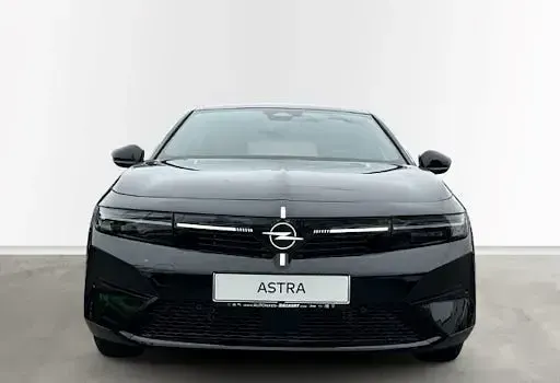 Neu Opel Astra Edition 145 PS (106 kW) 2026 Schwarz Kombi