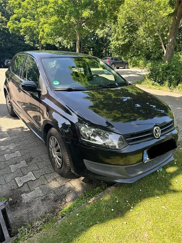 Schwarz Gebraucht 2010 VW Polo Limousine | 3.000 € (Fairer Preis) - Bild 1/4
